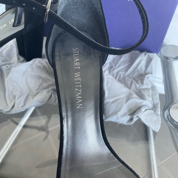 Stuart Weitzman “nearly nude” suede sandal heel - Picture 3 of 7